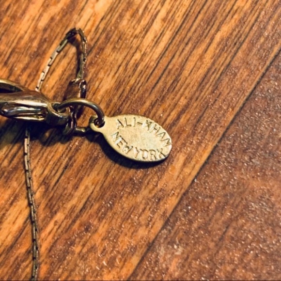 Ali Kahn New York Floating Glass Bead Necklace - Picture 5 of 7